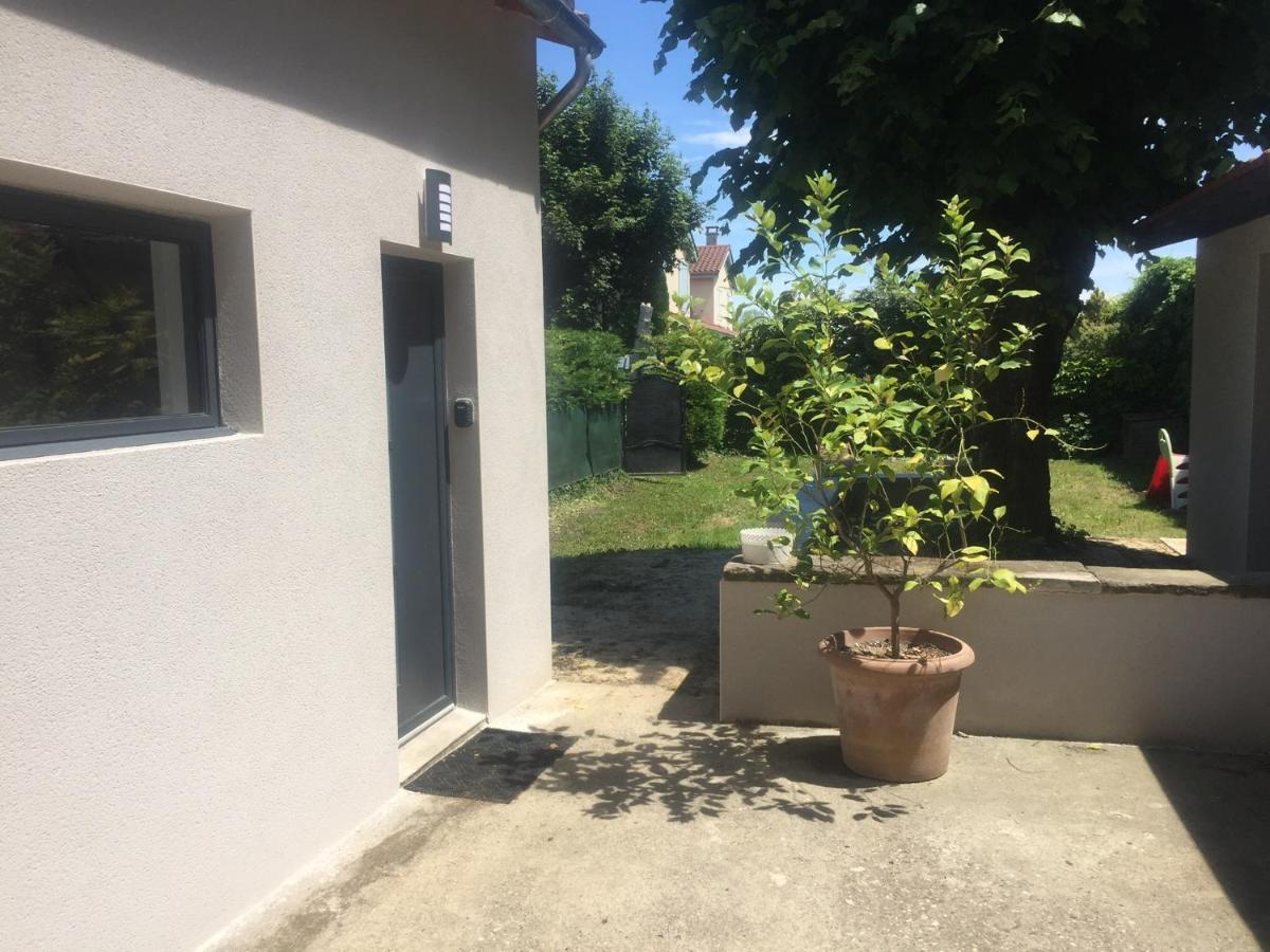 Moderne * Saint-Symphorien-d'Ozon